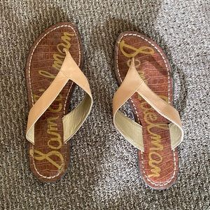 Sam Edelman tan nude leather flip flops 7.5